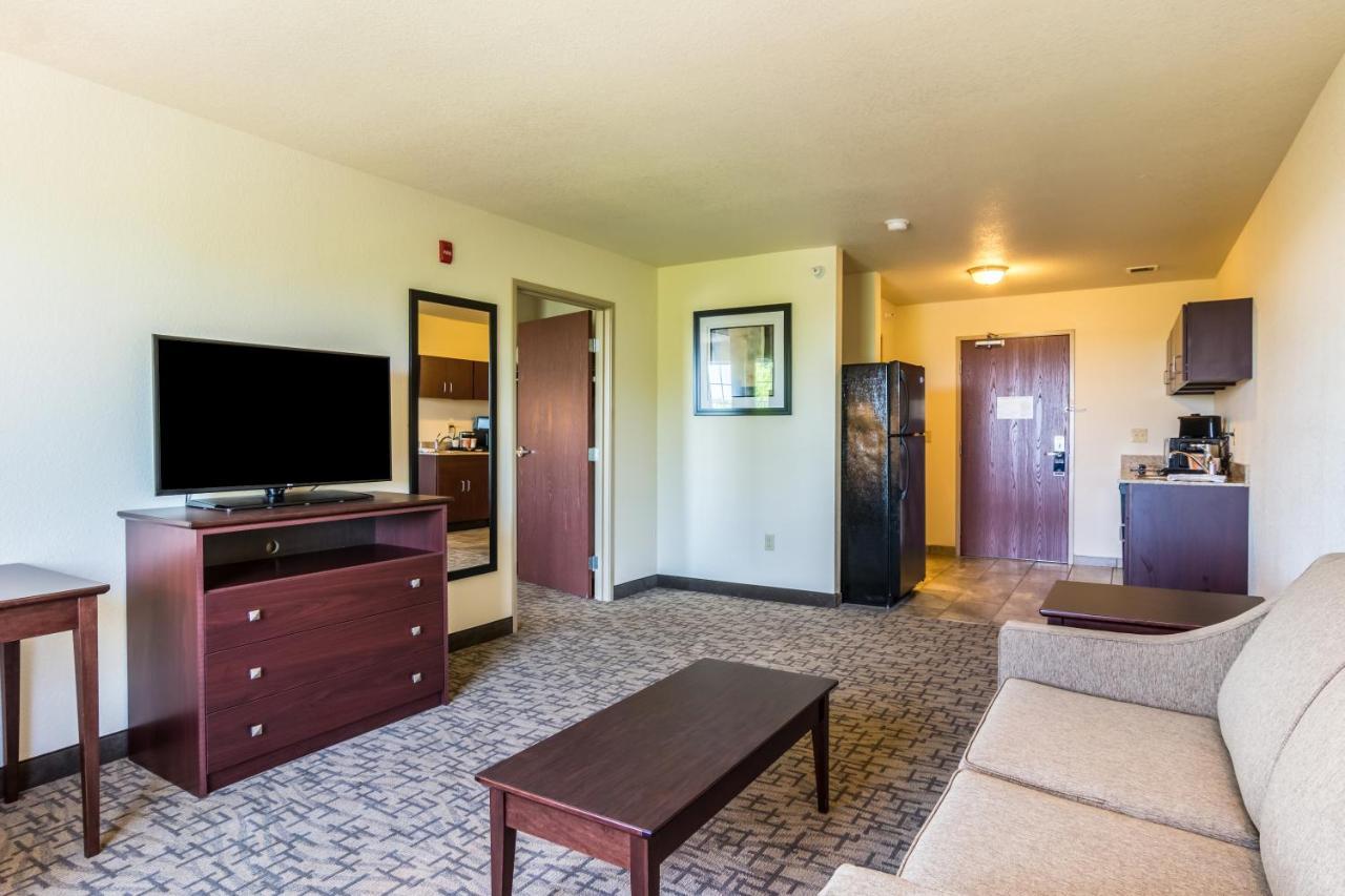 Cobblestone Hotel & Suites - Erie Luaran gambar