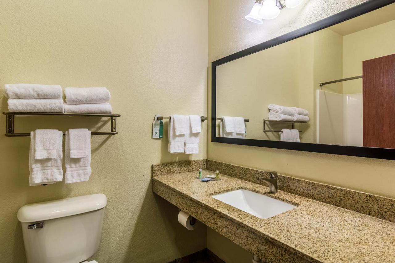 Cobblestone Hotel & Suites - Erie Luaran gambar