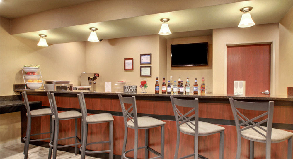 Cobblestone Hotel & Suites - Erie Luaran gambar